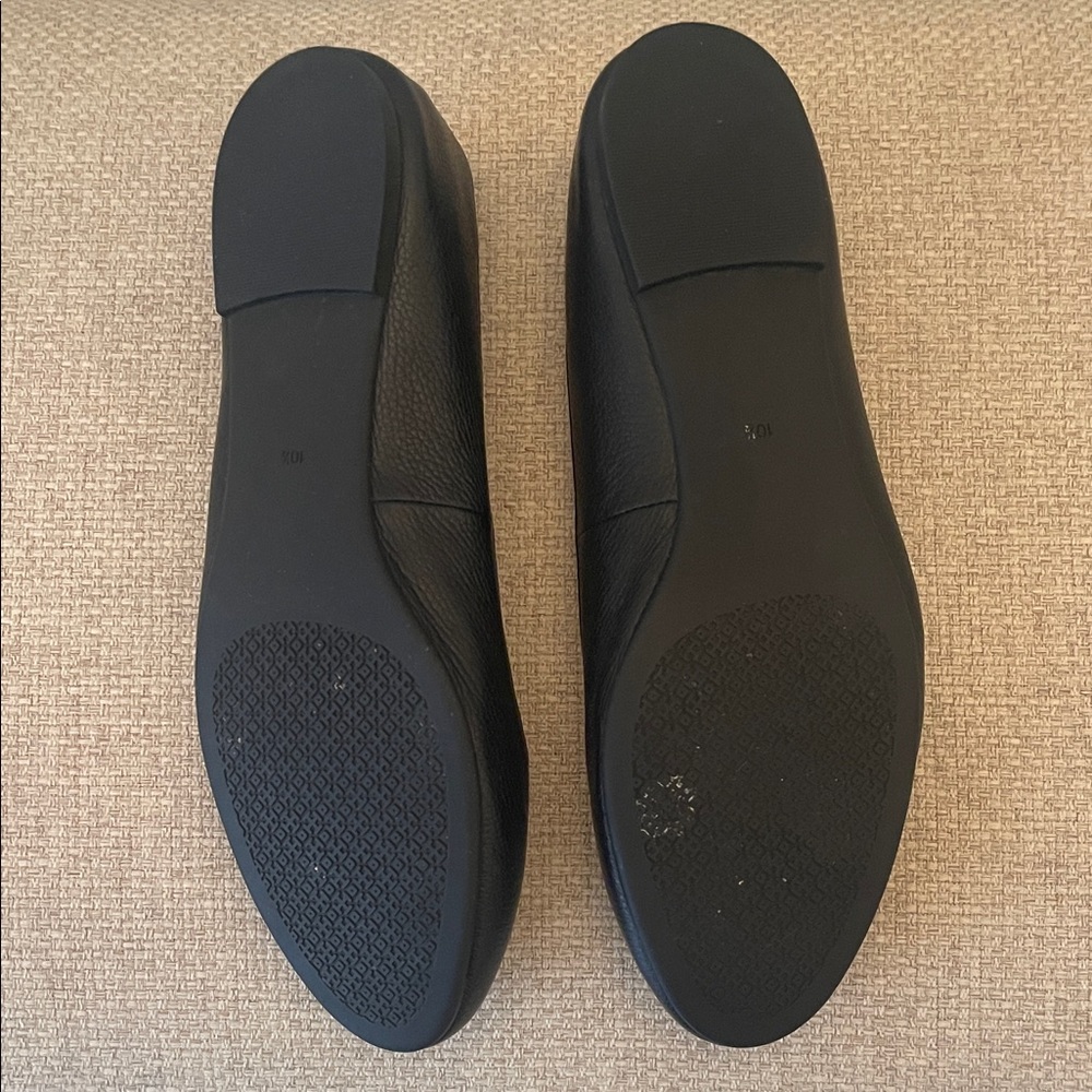 Tory Burch Black Loafers with Gold Emblem - Picture 4 of 5